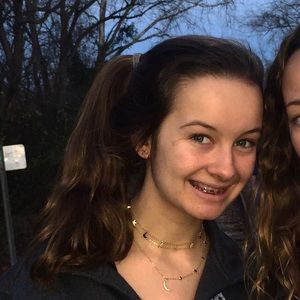 Meet your Posher, Lorna